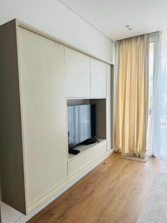Madalin Seaside Apartment Vlore Exterior photo